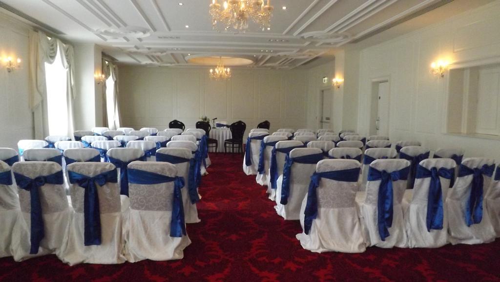 Rochestown Park Hotel & Leisure Centre Корк Екстер'єр фото