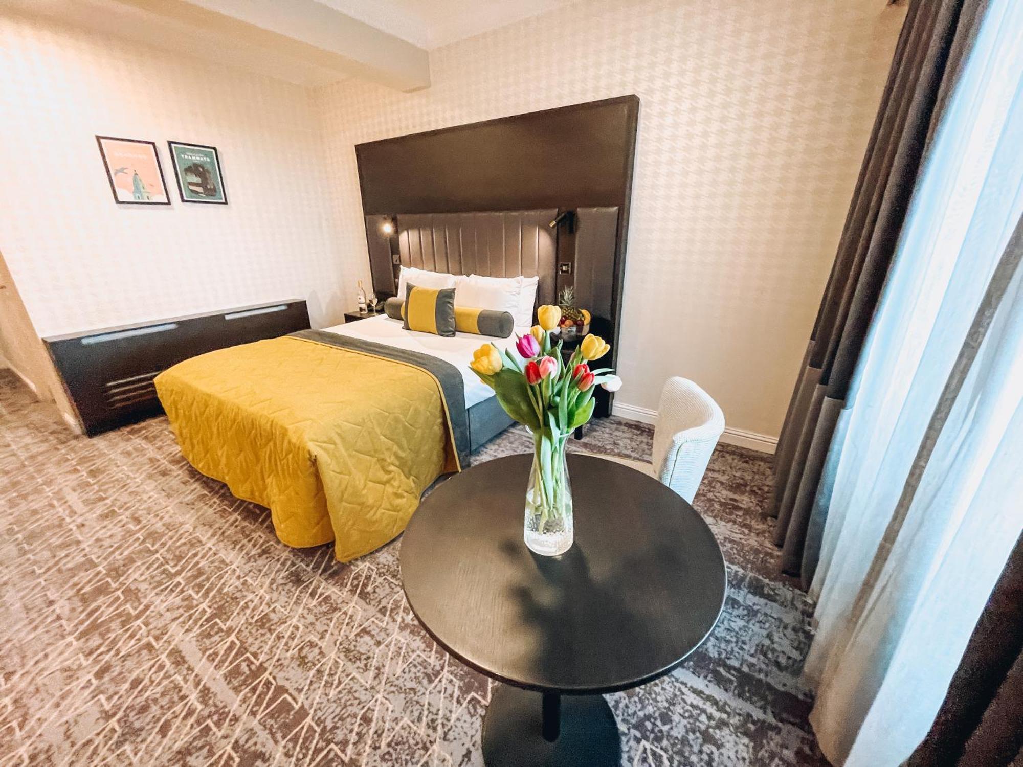Rochestown Park Hotel & Leisure Centre Корк Екстер'єр фото