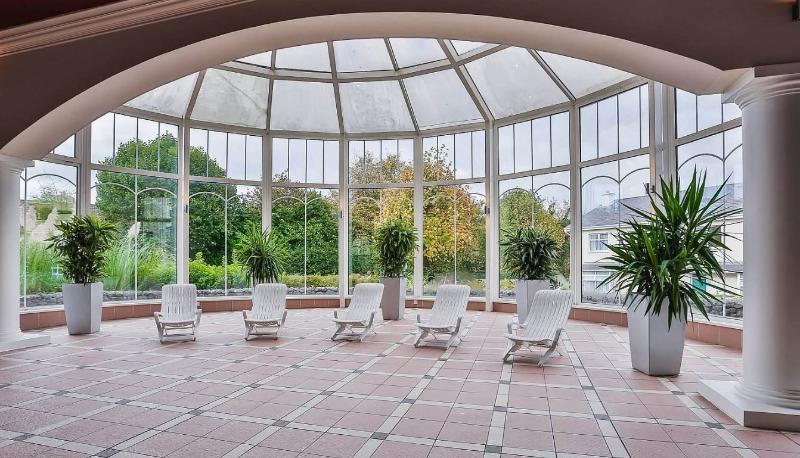 Rochestown Park Hotel & Leisure Centre Корк Екстер'єр фото